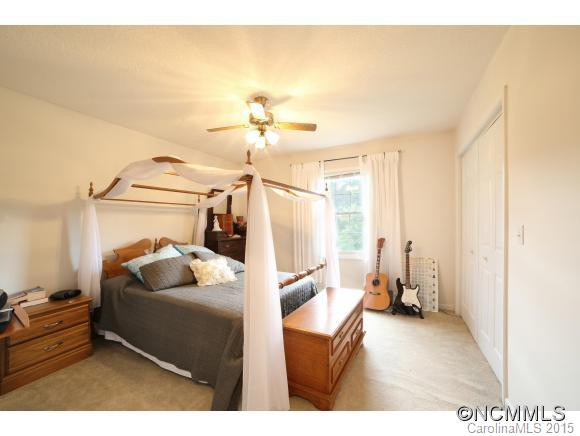 9 Foxwood Drive - Photo 12