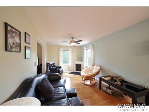 9 Foxwood Drive - Photo 8