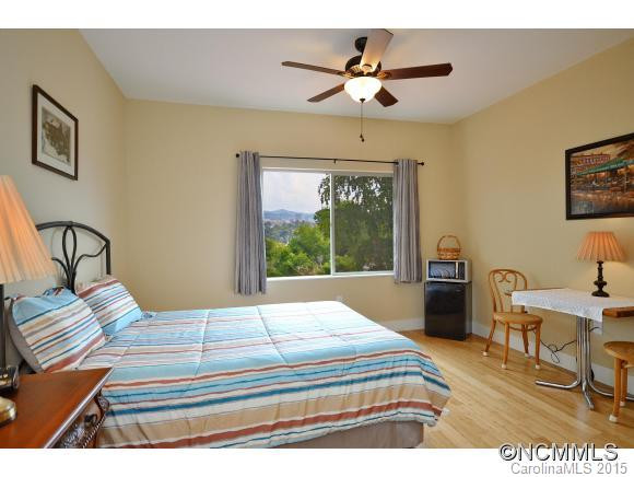 281 Westwood Place - Photo 11