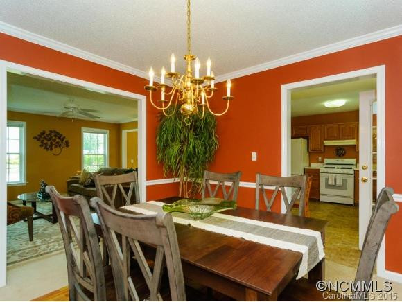 1030 Thorncrest Dr. - Photo 8