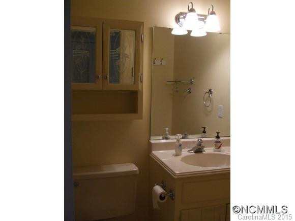 14 Essex Place - Photo 12
