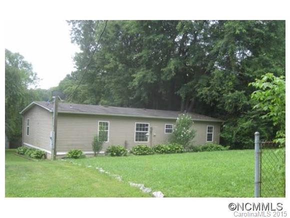 221 Halsbury Ave - Photo 2