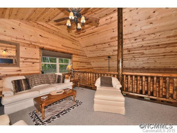 601 Parkway Drive - Photo 14