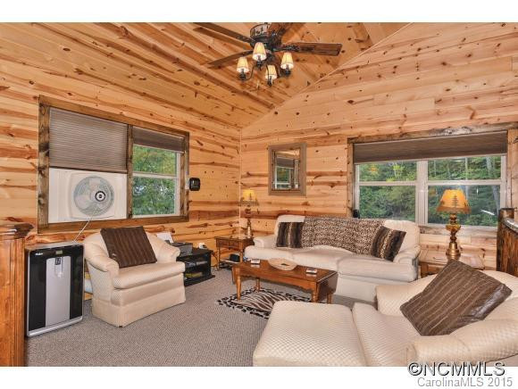 601 Parkway Drive - Photo 15