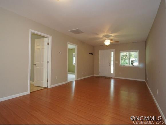 526 MIDWAY STREET - Photo 2