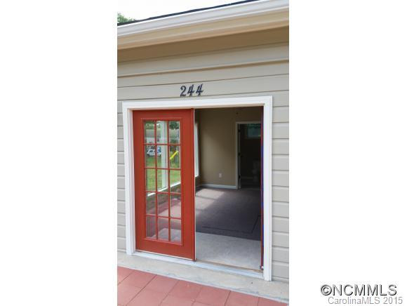 244 Rock Hill Road - Photo 2