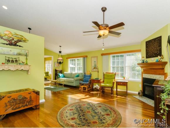 204 Karla Circle - Photo 4
