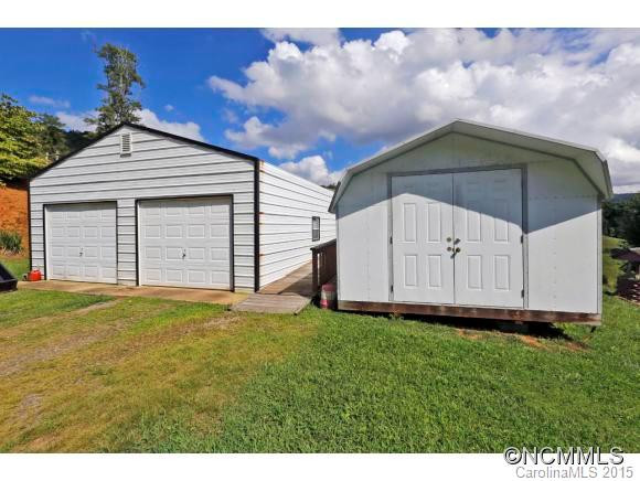 1407 Laurel Drive - Photo 17