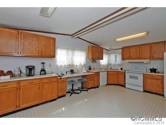 1407 Laurel Drive - Photo 7