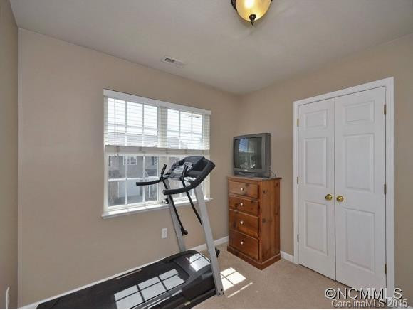 13 YORKTOWN CIRCLE - Photo 10