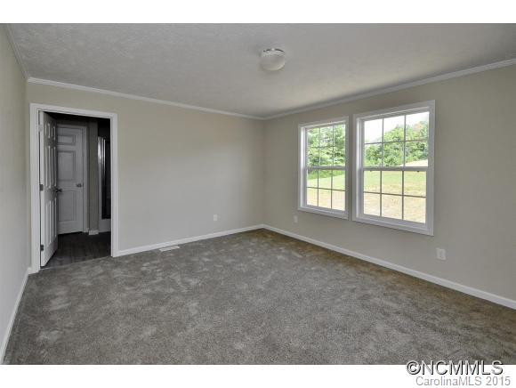 4 Coates Court - Photo 8