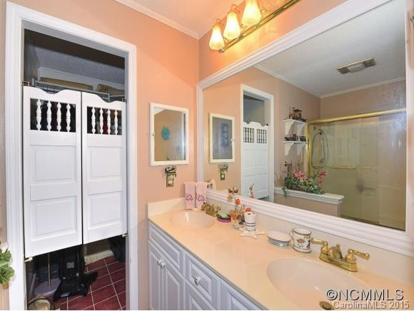 484 BALSAM Drive - Photo 13