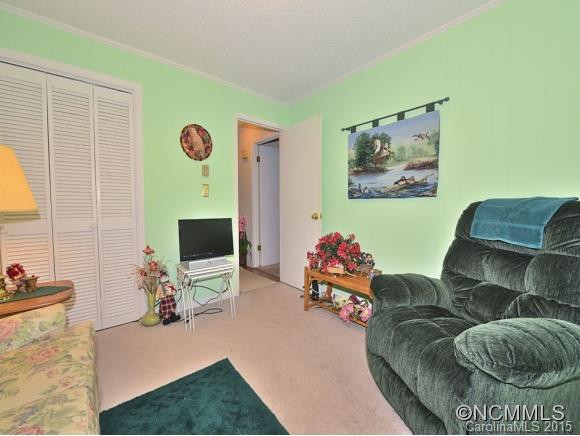484 BALSAM Drive - Photo 19