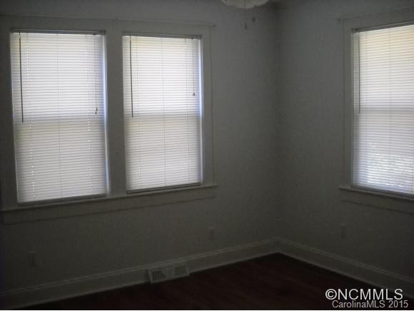 711 Center St. - Photo 15