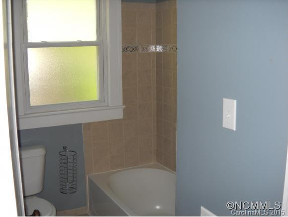 711 Center St. - Photo 16