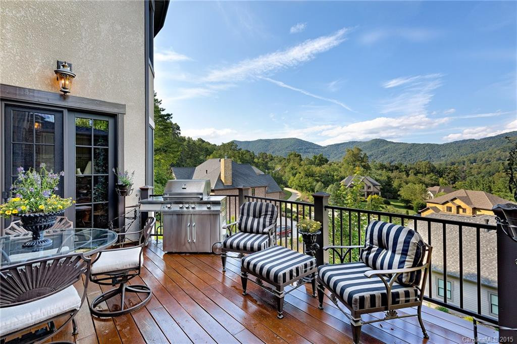 83 Willow Farm Road - Photo 4