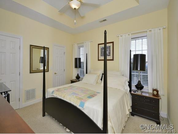 610 CARRIAGE COMMONS DRIVE - Photo 12
