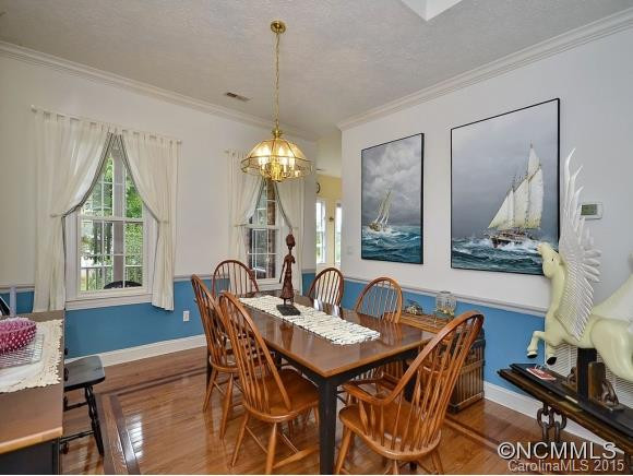 610 CARRIAGE COMMONS DRIVE - Photo 9