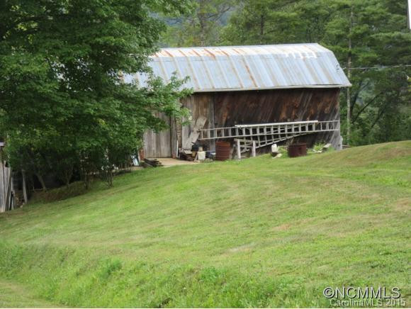 640 Woody Road - Photo 13