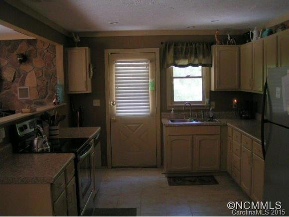 260 Chalet Hills - Photo 6