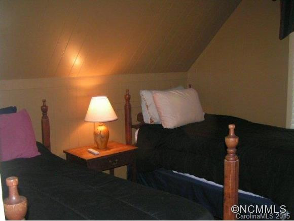 260 Chalet Hills - Photo 9