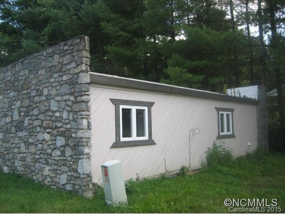 8625 Highway 25-70 - Photo 2