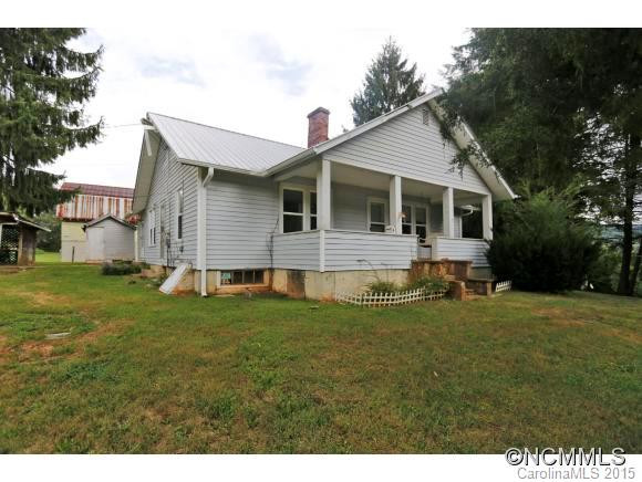 609 Woodlawn Circle