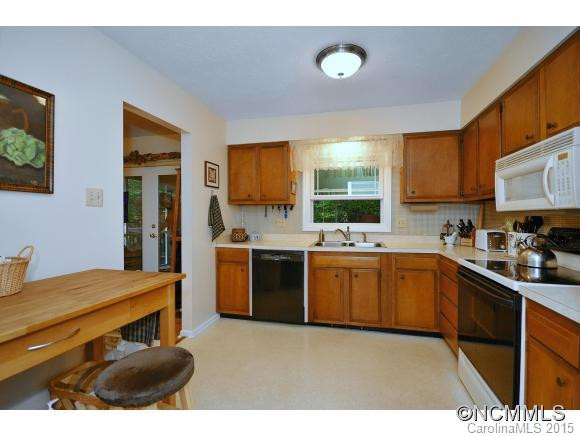 51 Ferncliff Drive - Photo 9