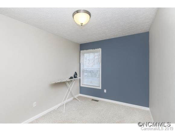 48 Meadow Drive - Photo 16