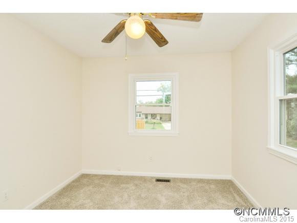 346 Deaverview Road - Photo 16