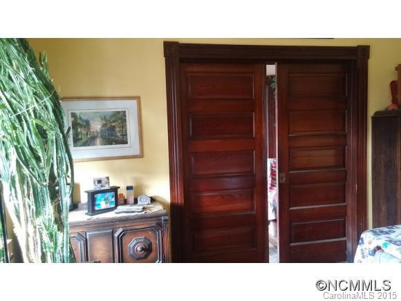 100 Hill Street - Photo 15