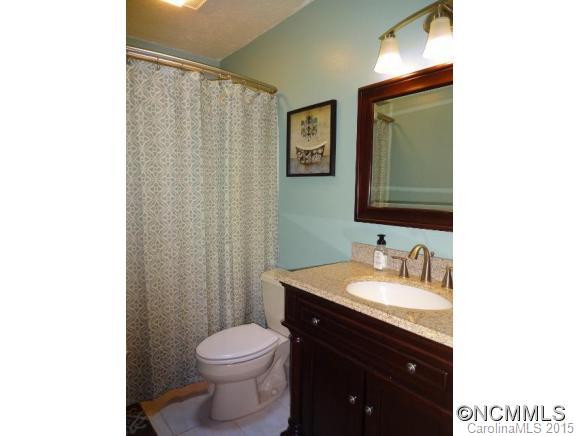 104 MOUNTAIN VALLEY DRIVE - Photo 11
