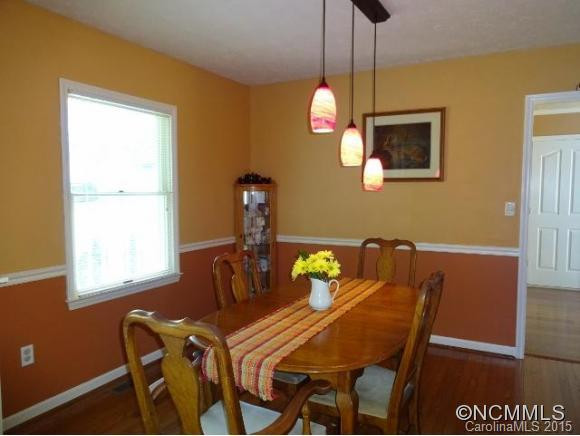 104 MOUNTAIN VALLEY DRIVE - Photo 4