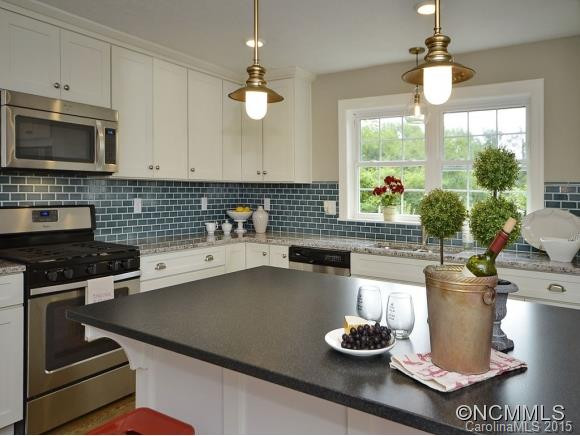 207 Ewbank - Photo 7