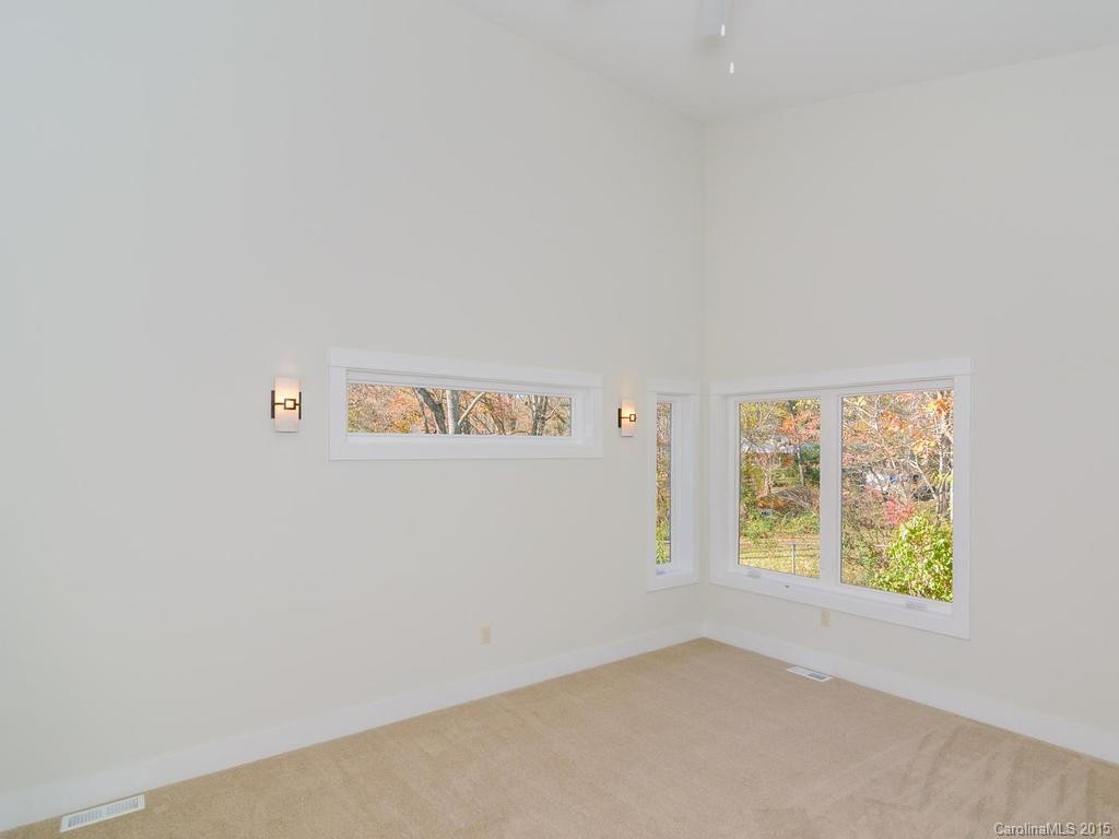 5 OAKCREST PLACE - Photo 13