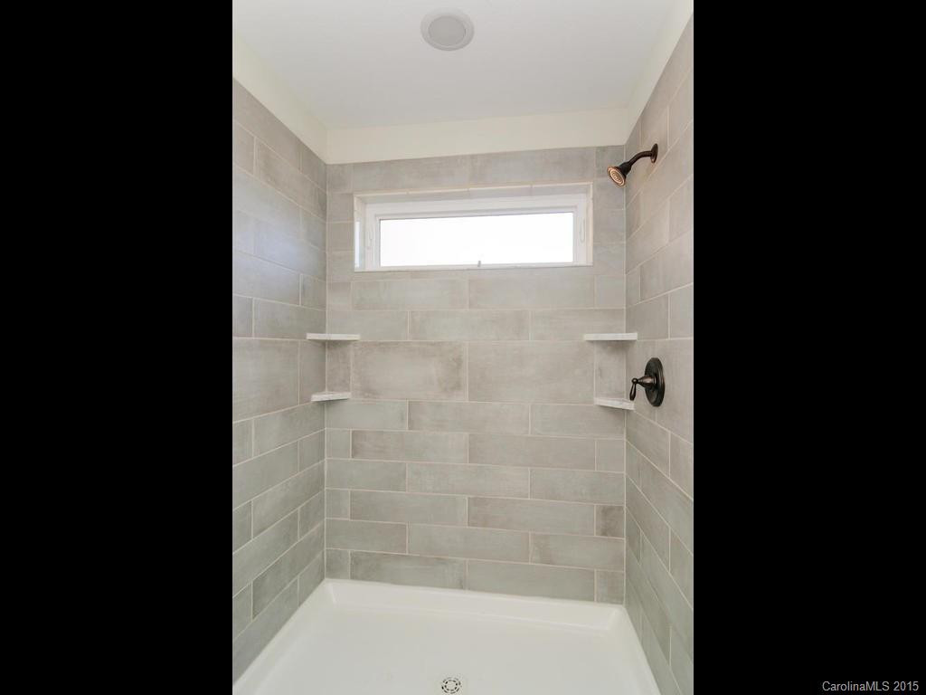 5 OAKCREST PLACE - Photo 17