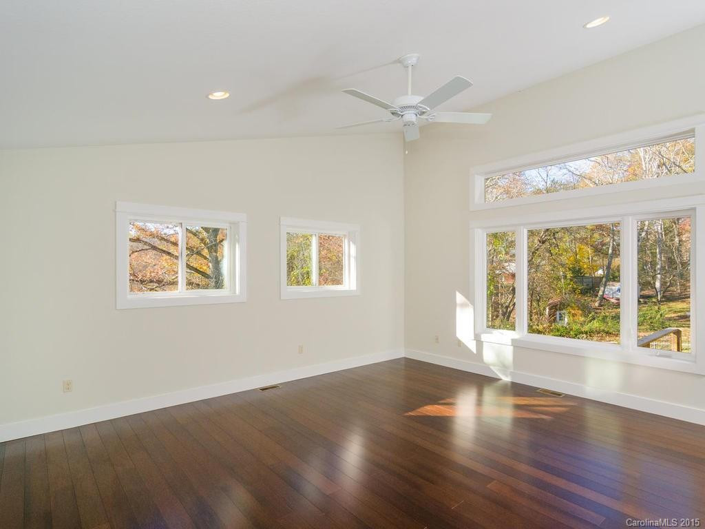 5 OAKCREST PLACE - Photo 8