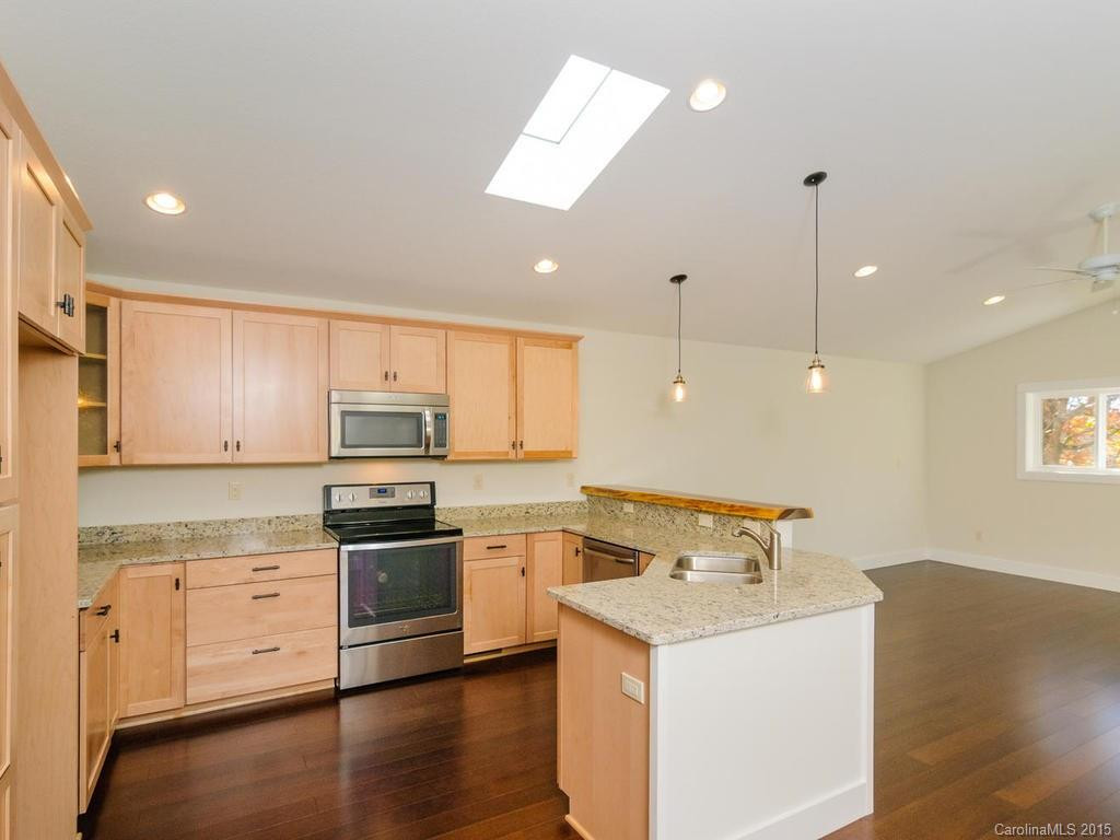5 OAKCREST PLACE - Photo 10