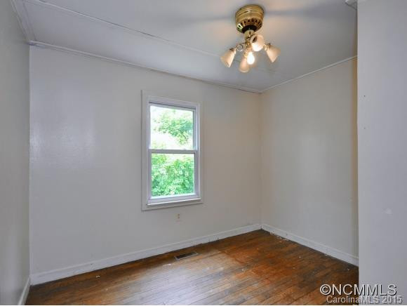 5 STEWART Street - Photo 8