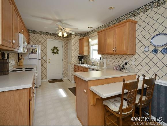 260 Charlestown Drive - Photo 5