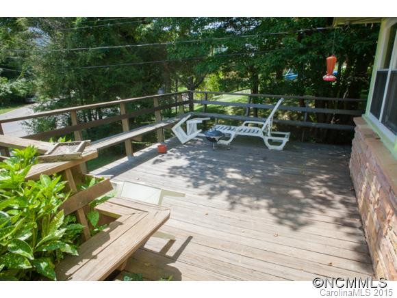 101 Woodland - Photo 2