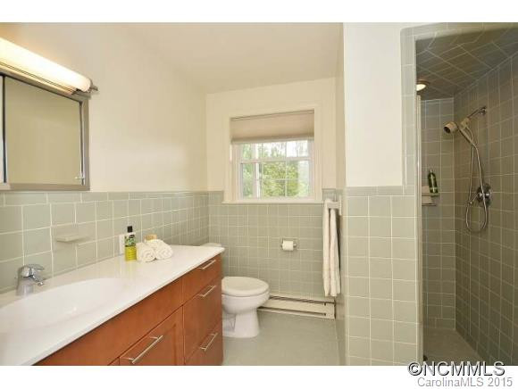 140 South Drive - Photo 17