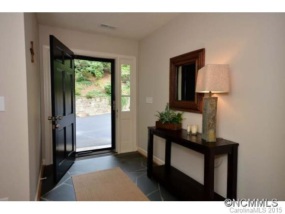 140 South Drive - Photo 3
