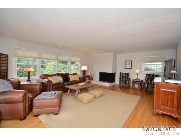 140 South Drive - Photo 4