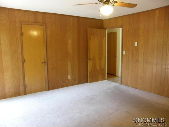 8 Reeves Street - Photo 12