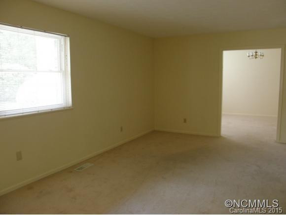 8 Reeves Street - Photo 6