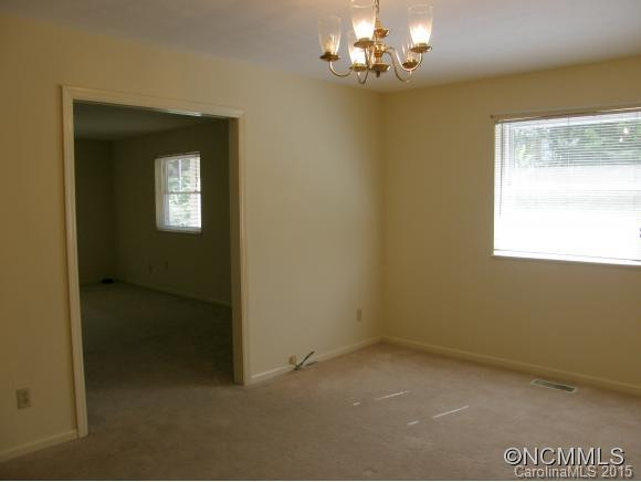 8 Reeves Street - Photo 7