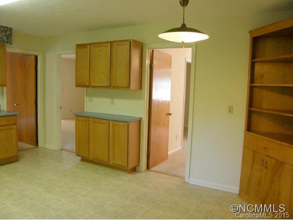 8 Reeves Street - Photo 10