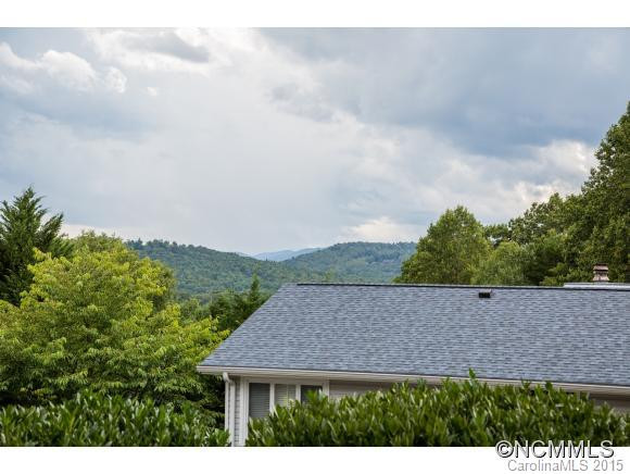 92 Hollybrook Drive - Photo 2
