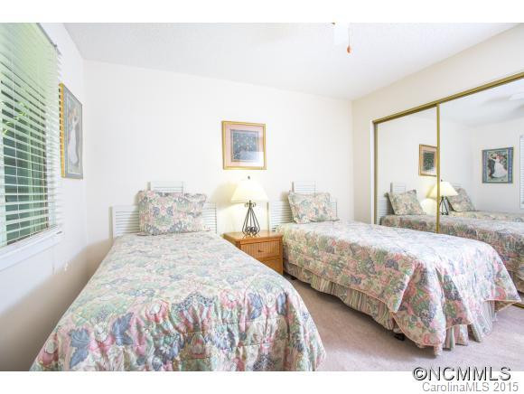92 Hollybrook Drive - Photo 13